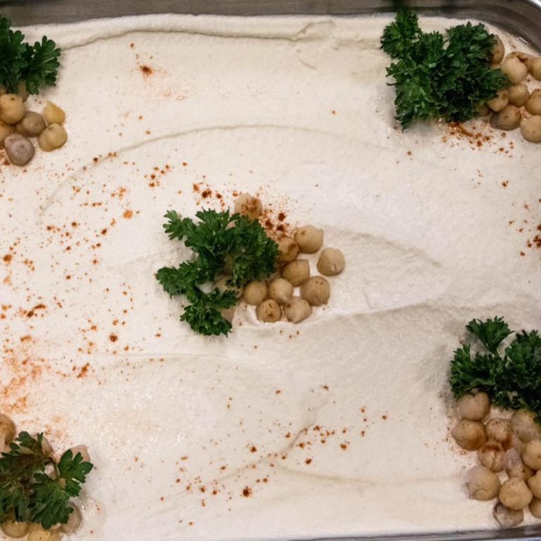 Delicious Hummus: A Mediterranean Must-Try