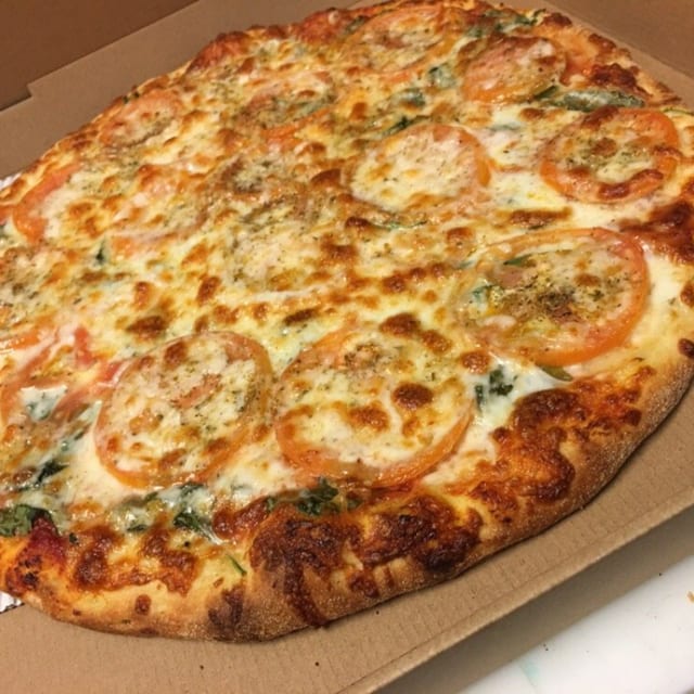 Margherita Pizza.